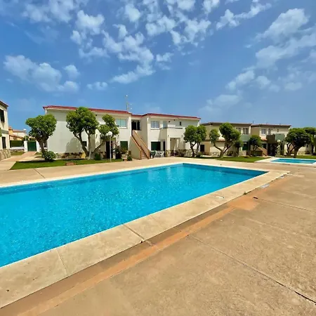 Apto En Planta Baja Con Piscina - Posta De Sol