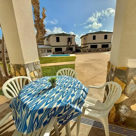 Apartamento Con Piscina - Posta De Sol