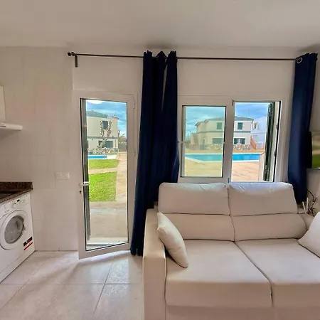 Con Piscina - Posta De Sol * カラ・エン・フォルカト